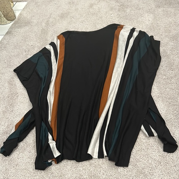 H&M Thin Stripped Poncho/Vest - Picture 4 of 4